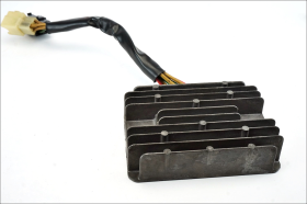 Ducati Monster S2R 1000 05 07 regolatore di tensione originale