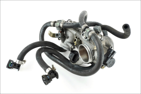 Ducati Monster S2R 1000 05 07 corpo farfallato con iniettori e sensori e con tubi innesto benzina originale