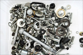 Ducati Monster S2R 1000 05 07 bulloneria moto originale