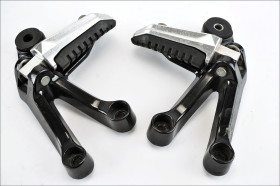 Suzuki Inazuma 250 12 17 pedane pedalini passeggero originali