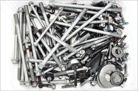 Kawasaki Z 900 21 24 Original engine bolts