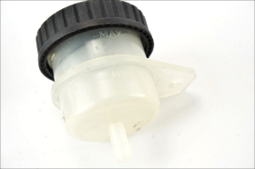 YAMAHA BT 1100 Bulldog 02 06 serbatoio olio freni posteriore originale