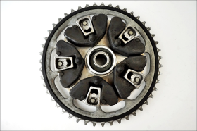 SUZUKI V STROM 650 XT ABS 15 17 mozzo portacorona con corona e parastrappi originale