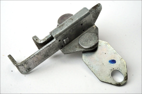 Yamaha FZ6 Fazer S1 S2 2006 2011 meccanismo gancio sella originale