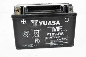 KAWASAKI ER 6N 2012 2013 batteria Yuasa
