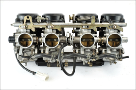YAMAHA YZF 600 R THUNDERCAT 96 04 carburatori originali