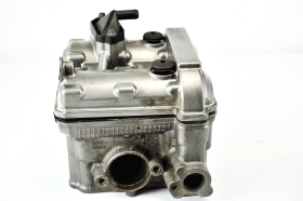 SUZUKI V STROM 650 08 11 testata anteriore con alberi a camme coperchio molle e valvole originale