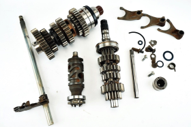 Honda Hornet 600 03 06 original complete gearbox