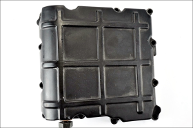 BENELLI LEONCINO 500 17 20 Oil sump with original engine oil drain plug