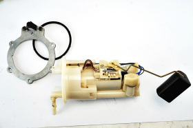 Yamaha FZ6 Fazer S1 S2 04 11 pompa benzina interna con galleggiante e flangia originale