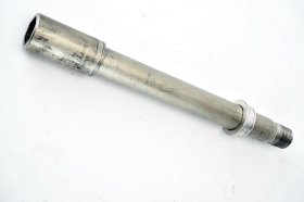 Suzuki GSX-8S 23 24 Front axle with original bushing