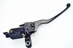 Piaggio Beverly 300 ABS 16 20 Front brake master cylinder with original lever