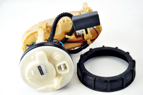 Suzuki Burgman AN 650 2006 2012 Internal fuel pump with original flange float 15100-10G10 101961-8230