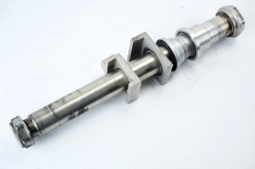 Benelli Leoncino 800 2022 2026 asse perno posteriore con boccole fermi dado e rondelle originale