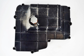 Benelli Leoncino 800 2022 2026 Oil sump with original cap