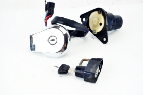 Yamaha XV 250 S Virago 1994 2001 key contact block with fuel cap, helmet hook lock and n.