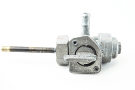 HONDA NX 650 DOMINATOR 1991 1995 rubinetto benzina originale RD02E KN5-R