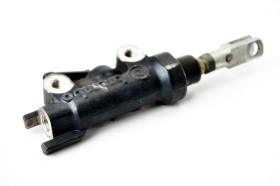 YAMAHA TDM 900 2002 2014 pompa freno posteriore originale