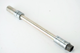 HYOSUNG AQUILA GV 650 2006 2016 asse perno anteriore con boccola originale