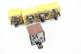 PIAGGIO MP3 250 2006 2011 Original relay set 12V-30A 8365 2111 TRW SIPEA 584521 12V 80A