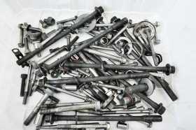 SUZUKI GLADIUS SFV 650 2009 2015 Original engine bolts